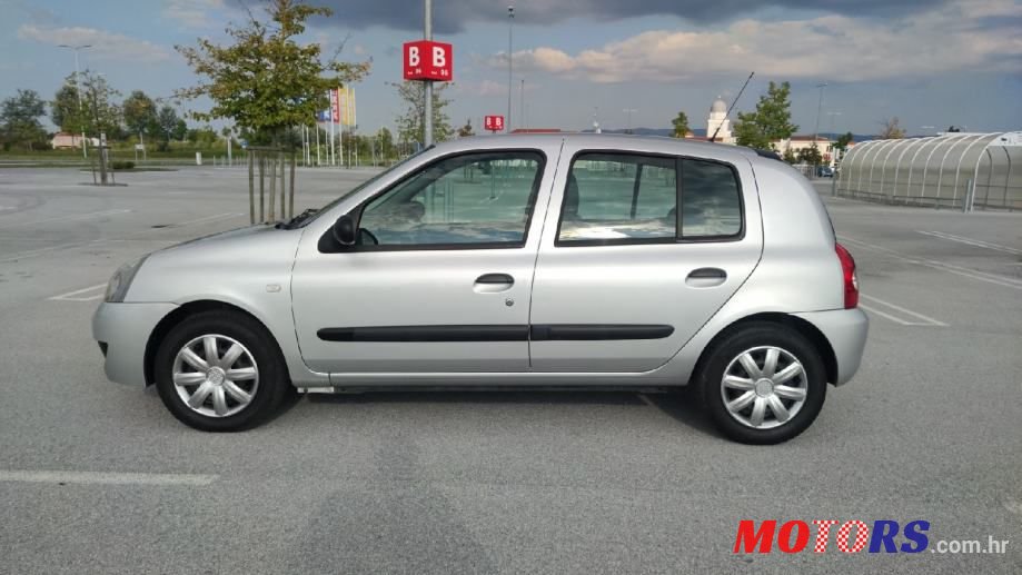 2009' Renault Clio 1,2 photo #2