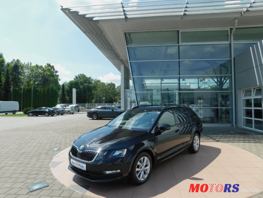 2019' Skoda Octavia Combi photo #1