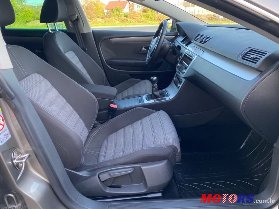 2009' Volkswagen Passat 1,8 Tsi Sport photo #6