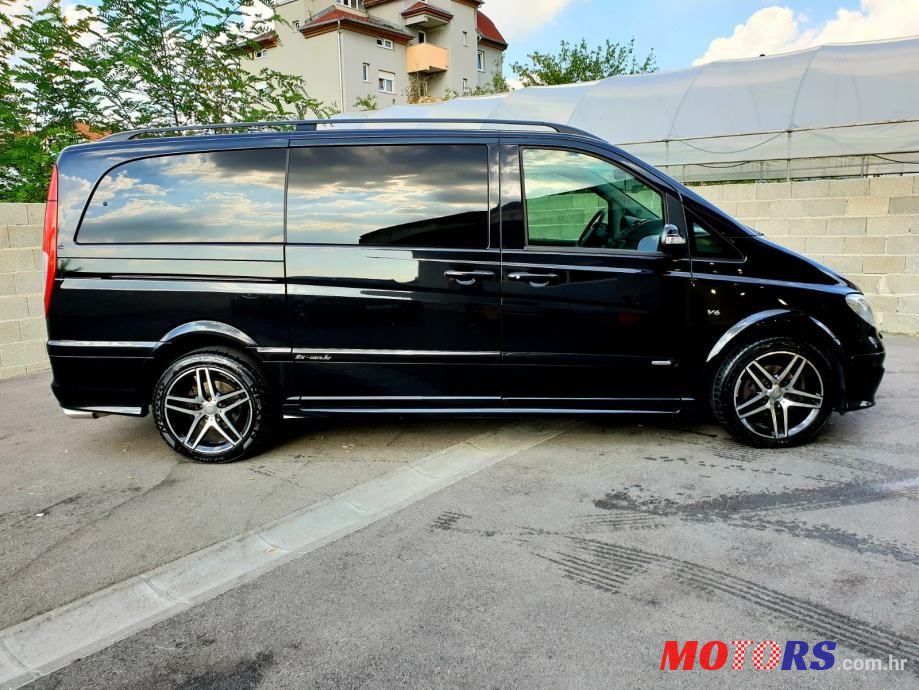 2008' Mercedes-Benz Viano photo #3