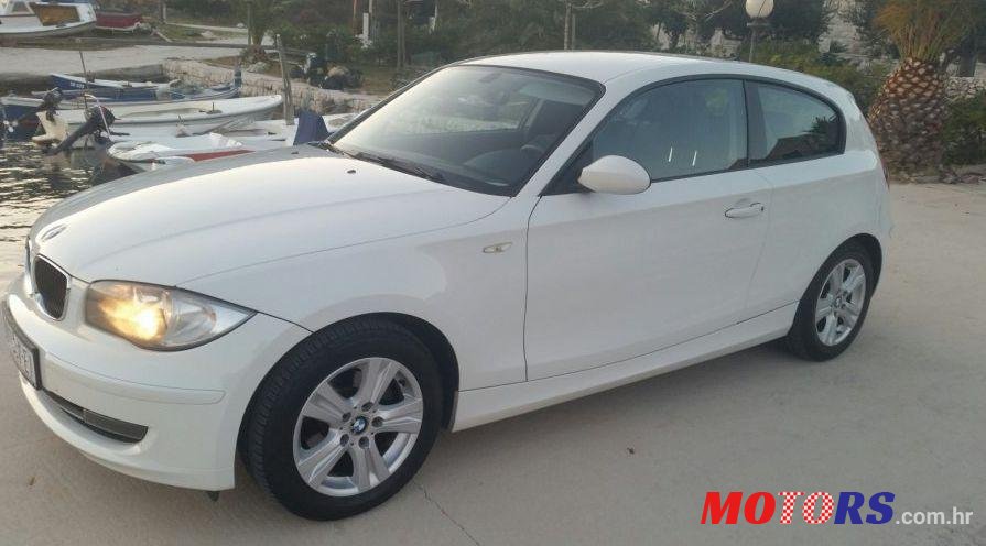 2008' BMW Serija 1 116I photo #1