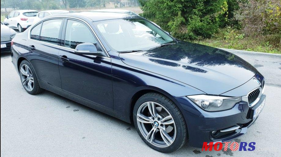 2013' BMW Serija 3 316D photo #1