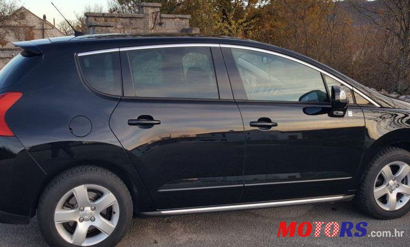 2013' Peugeot 3008 2,0 Hdi photo #1