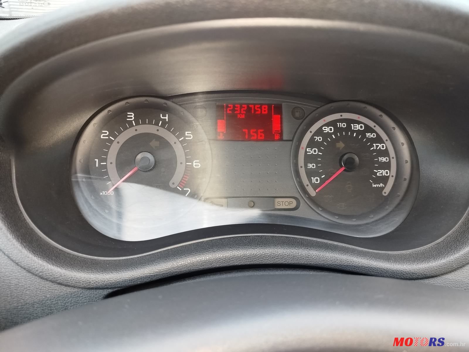 2006' Renault Clio 1,2 16V photo #5