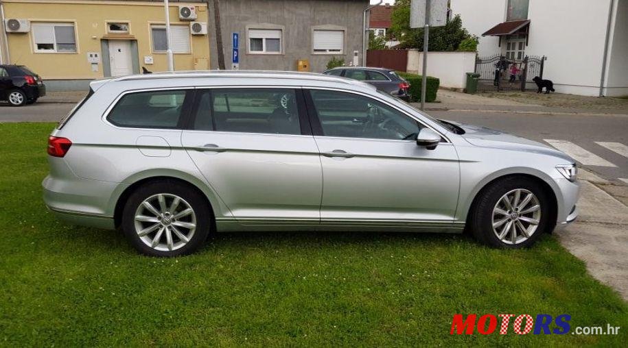 2015' Volkswagen Passat Variant photo #2