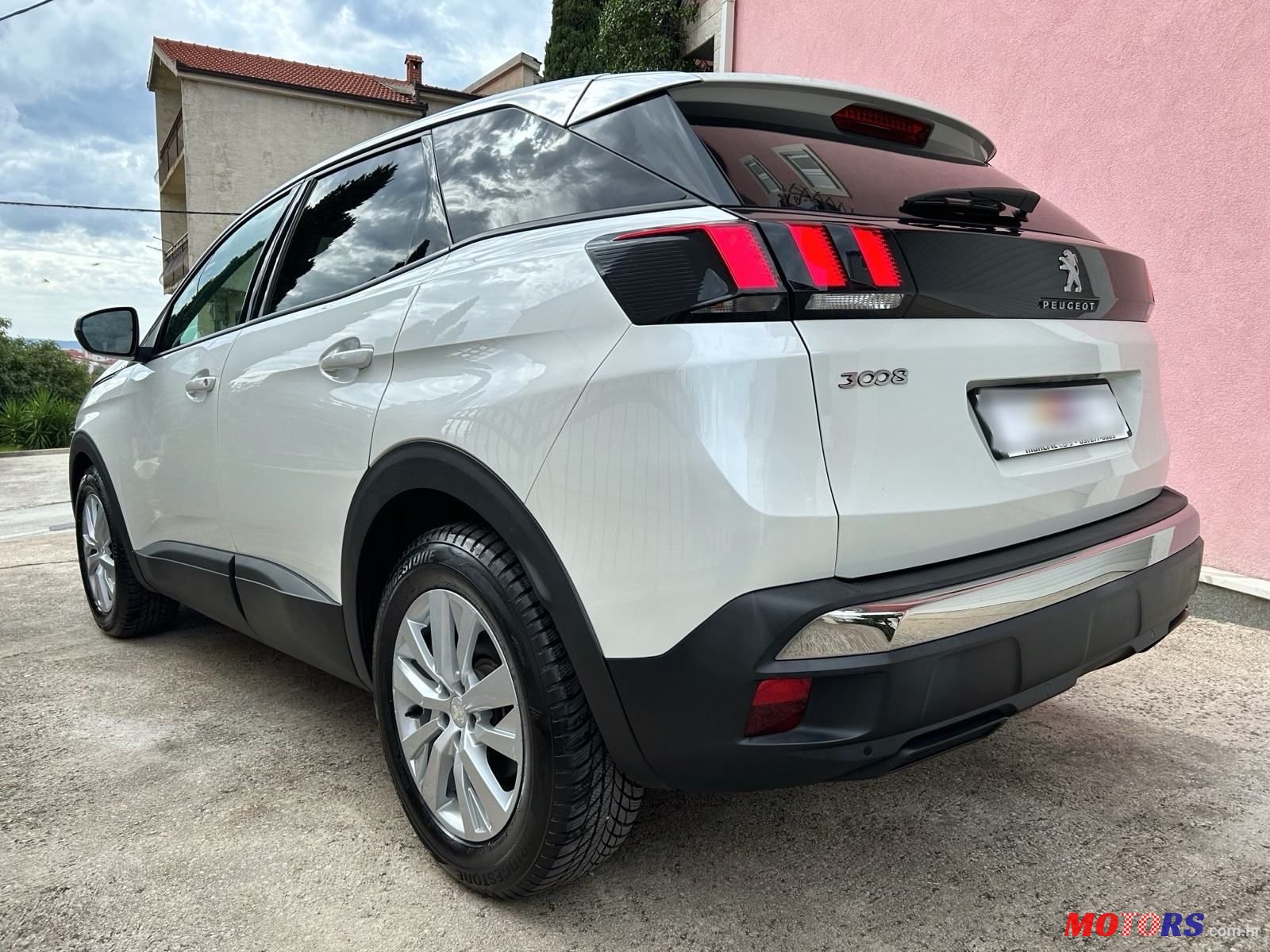 2019' Peugeot 3008 1,5 Bluehdi photo #4