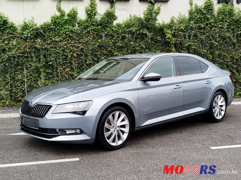 2016' Skoda Superb 2,0 Tdi photo #1