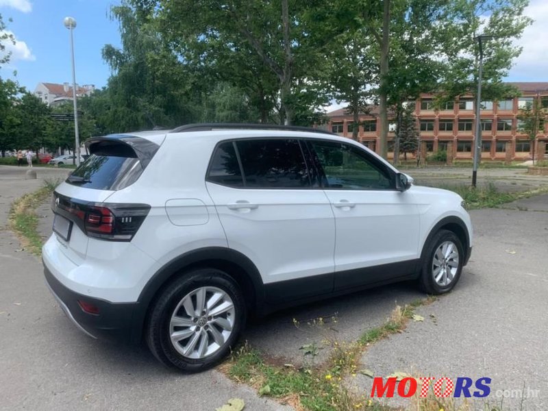 2020' Volkswagen T-Cross 1,6 Tdi photo #3