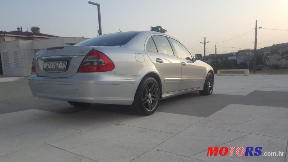 2008' Mercedes-Benz E-Klasa 200 Cdi photo #5