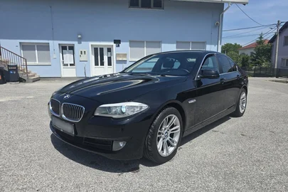 2013' BMW Serija 5 520D
