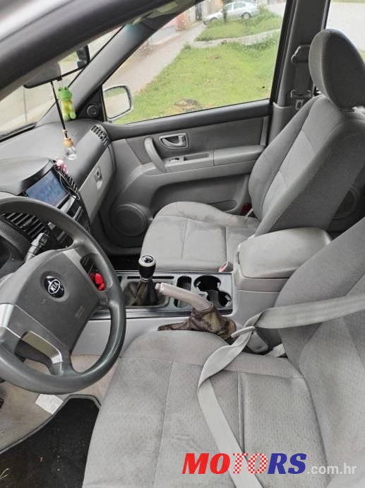 2004' Kia Sorento photo #3