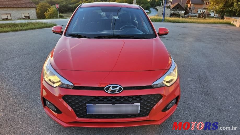 2020' Hyundai i20 1,25 photo #2