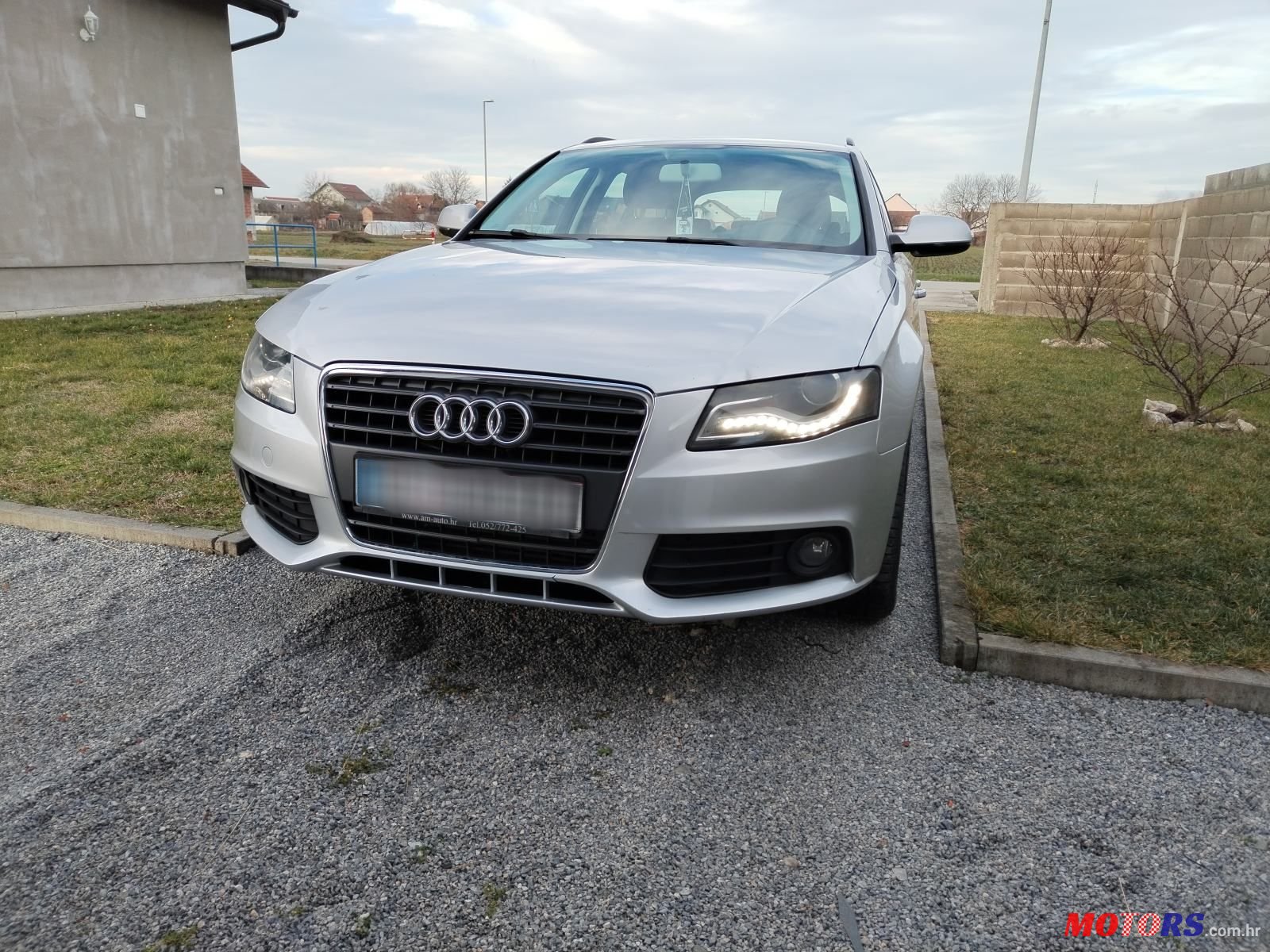 2010' Audi A4 Avant photo #1