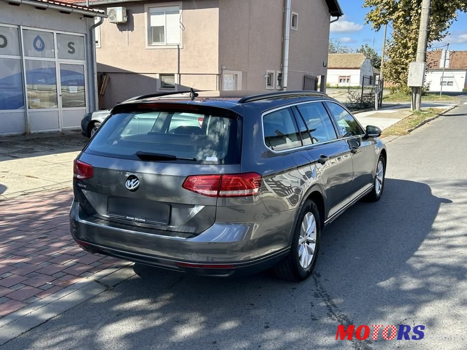 2016' Volkswagen Passat Variant photo #3