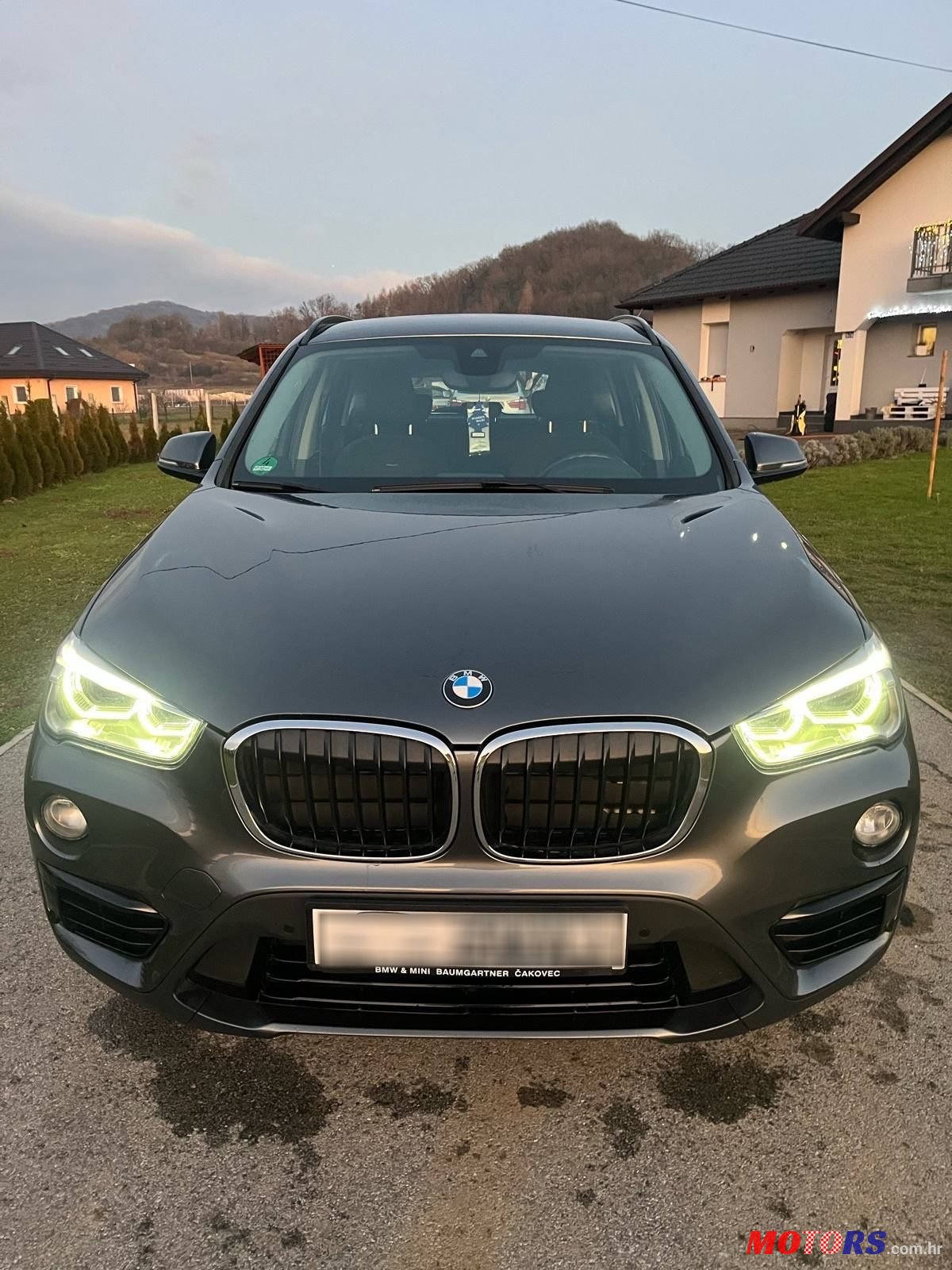 2016' BMW X1 20D photo #1