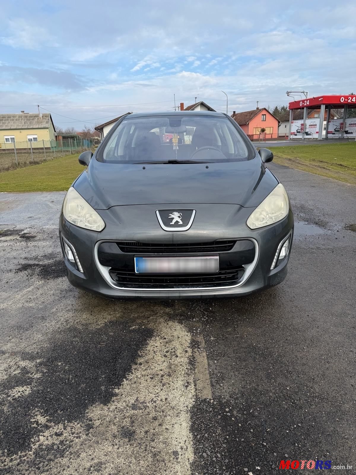 2011' Peugeot 308 1,6 E-Hdi photo #2