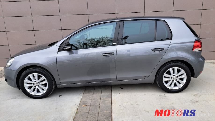 2011' Volkswagen Golf VI 1,6 Tdi photo #6