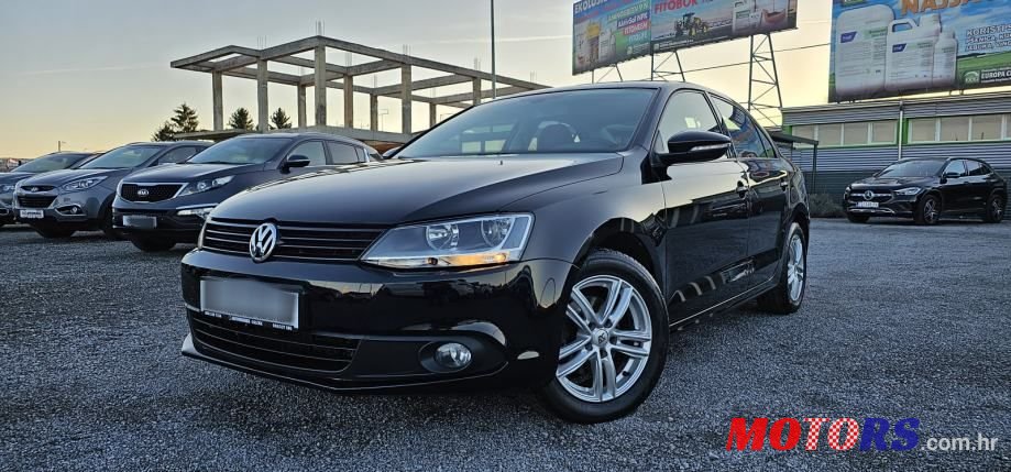 2011' Volkswagen Jetta 1,6 Tdi photo #1