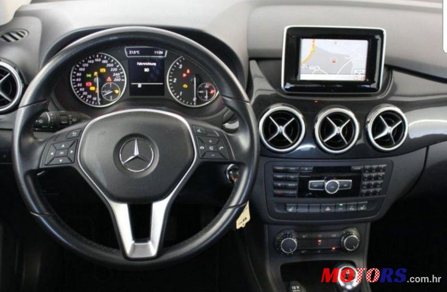 2012' Mercedes-Benz B-Klasa 200 Cdi photo #2