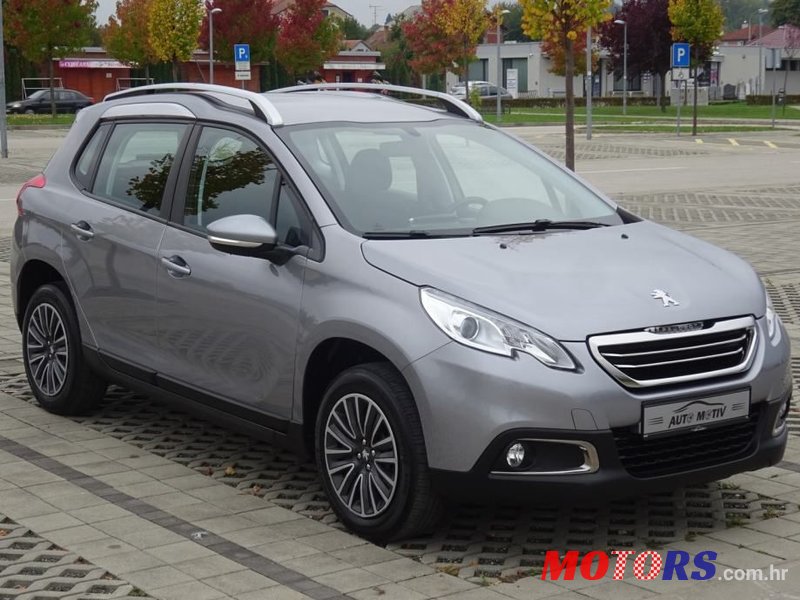 2014' Peugeot 2008 1,2 Vti photo #3