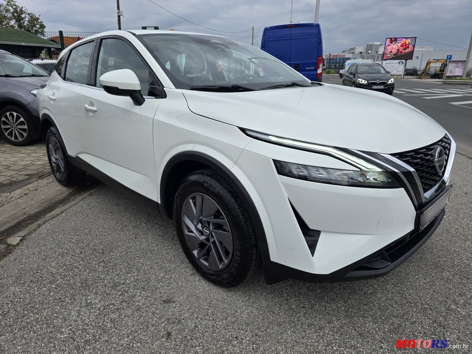 2021' Nissan Qashqai 1,3 photo #1