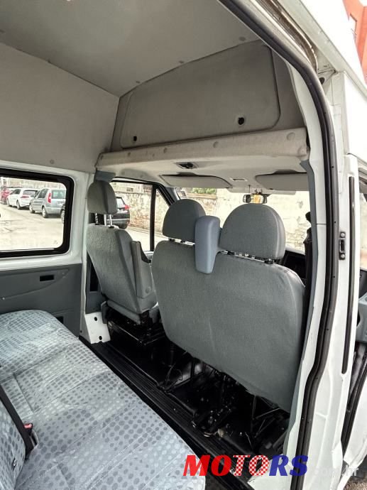 2013' Ford Transit 300 2,2 Swb photo #2