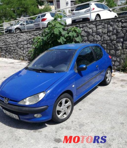 2002' Peugeot 206 206 Xs 1,6 16V photo #1