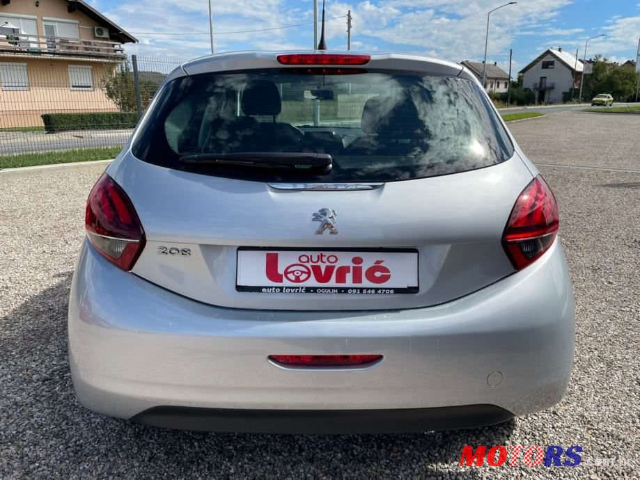 2017' Peugeot 208 1,6 Bluehdi photo #6
