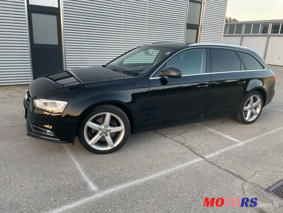 2015' Audi A4 Avant photo #2