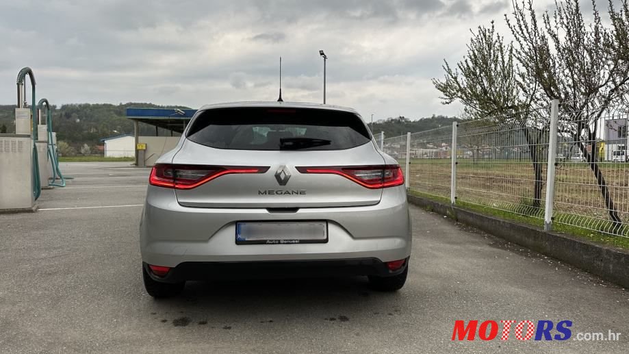 2019' Renault Megane photo #4