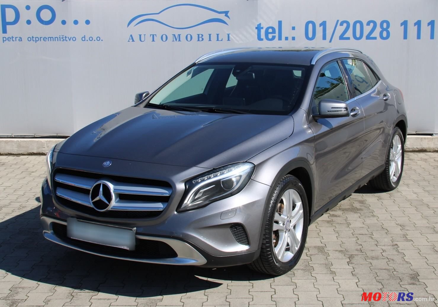 2015' Mercedes-Benz GLA 200D Urban photo #1