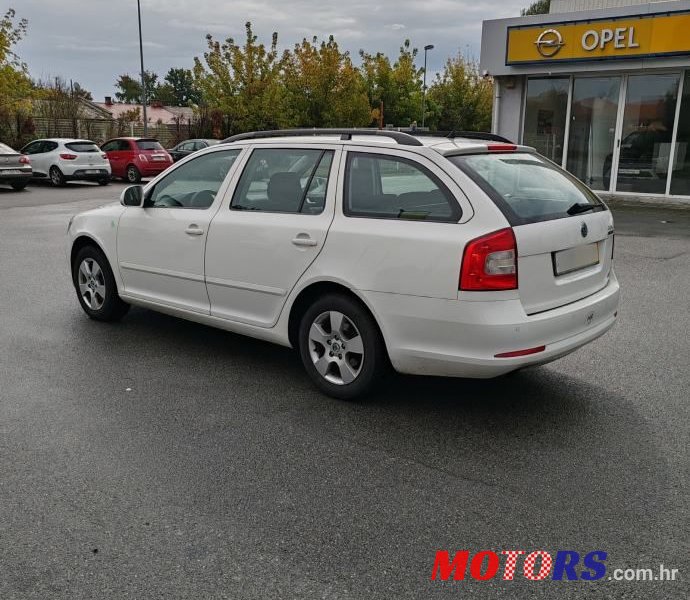 2011' Skoda Octavia 1,6 Tdi photo #3