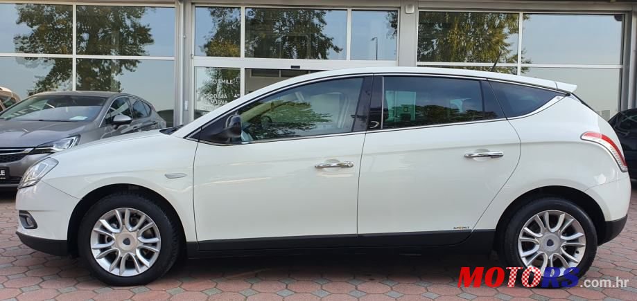 2011' Lancia Delta 1,6 photo #6