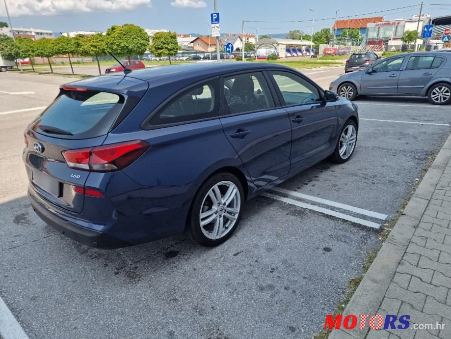 2018' Hyundai i30 1,6 Crdi photo #3