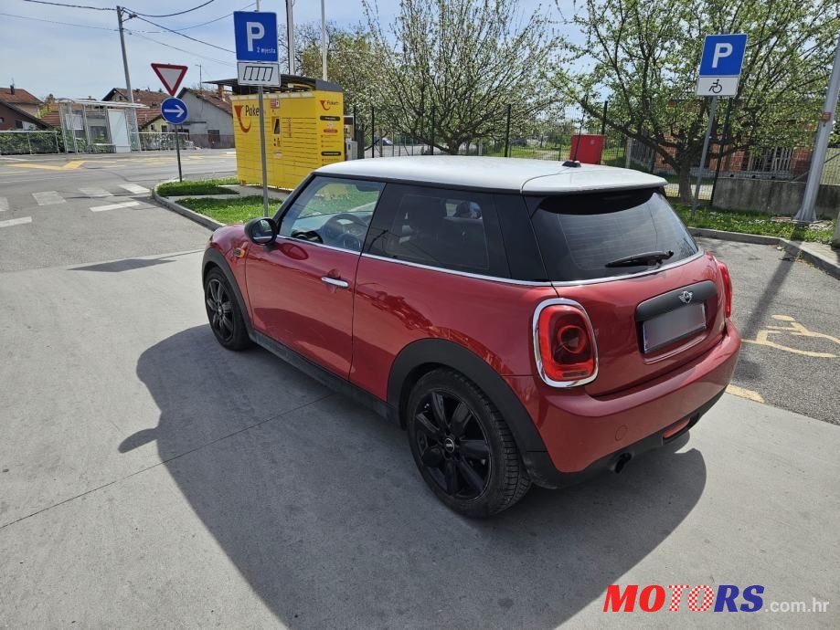 2015' MINI One D photo #3