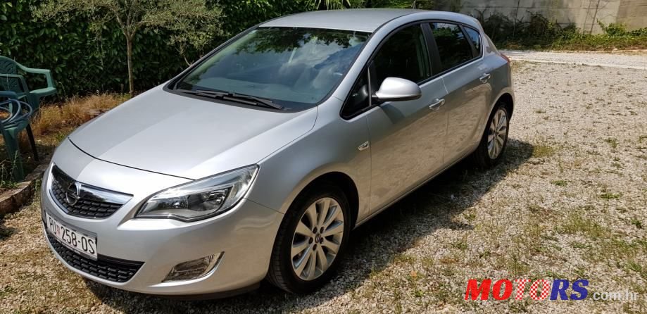 2010' Opel Astra 1,4 photo #4