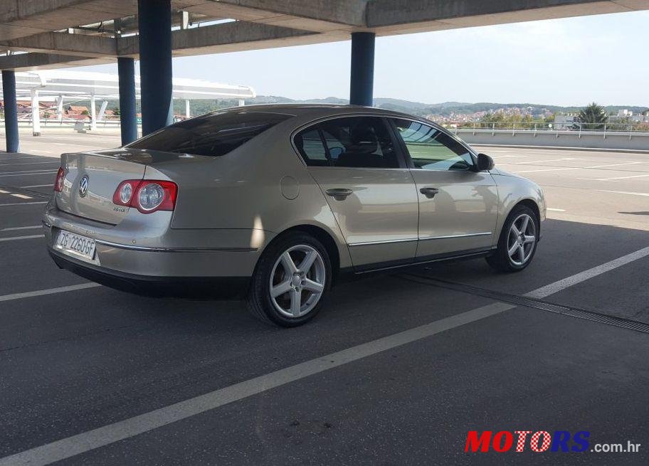 2007' Volkswagen Passat 2,0 Tdi photo #1