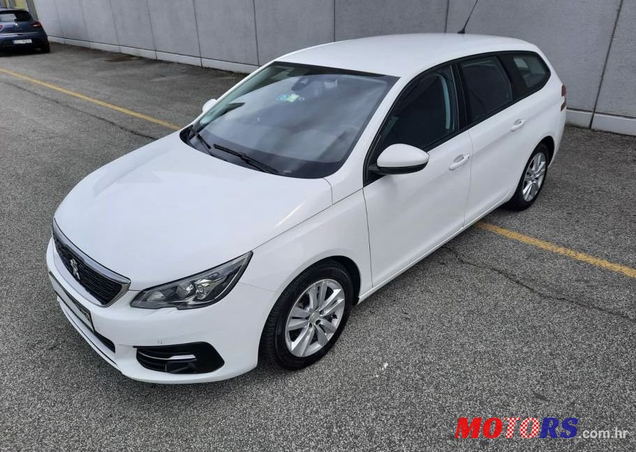 2018' Peugeot 308 Sw 1,6 Bluehdi photo #1