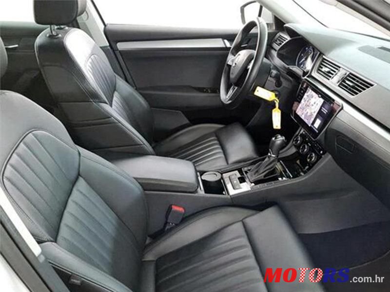 2017' Skoda Superb 1,6 Tdi photo #3