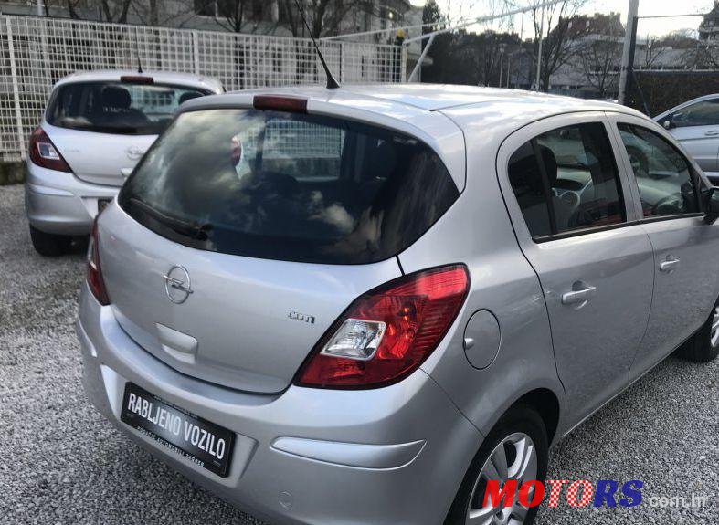 2009' Opel Corsa 1,3 Cdti photo #1