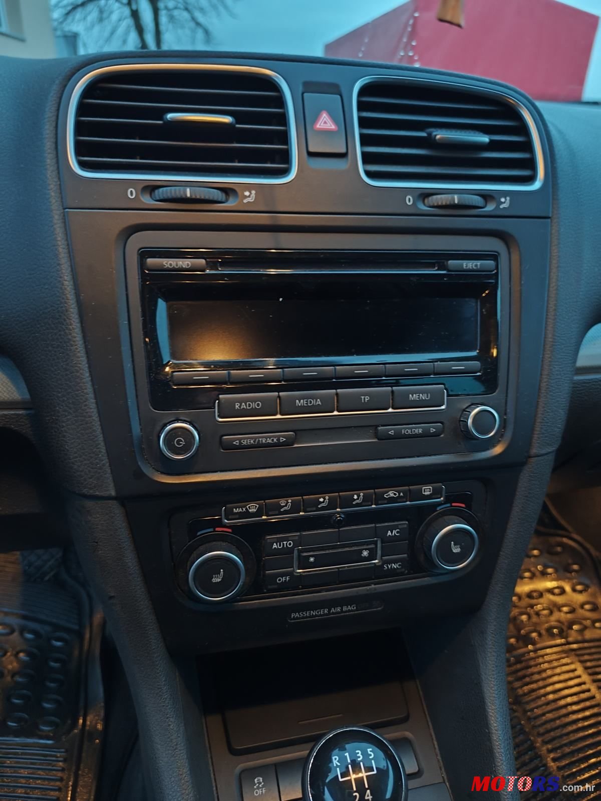2013' Volkswagen Golf VI 1,6 Tdi photo #6