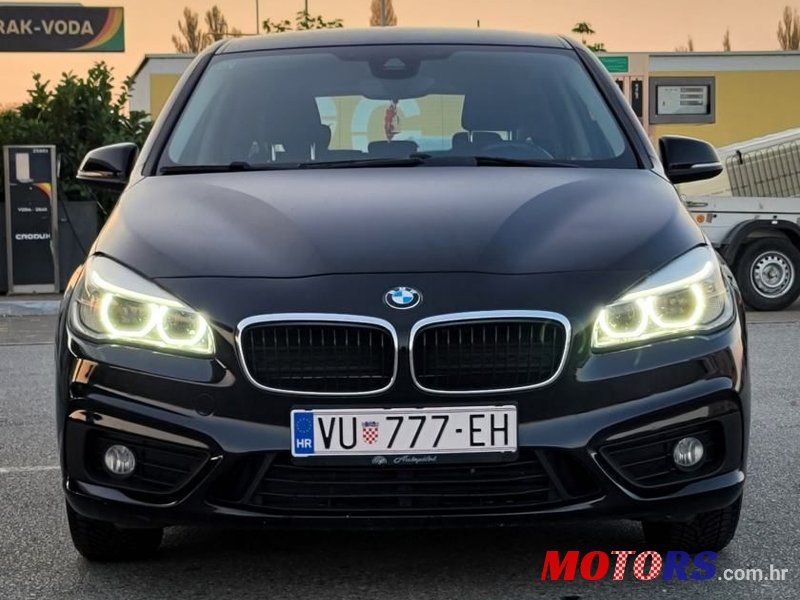 2015' BMW Serija 2 218D photo #2