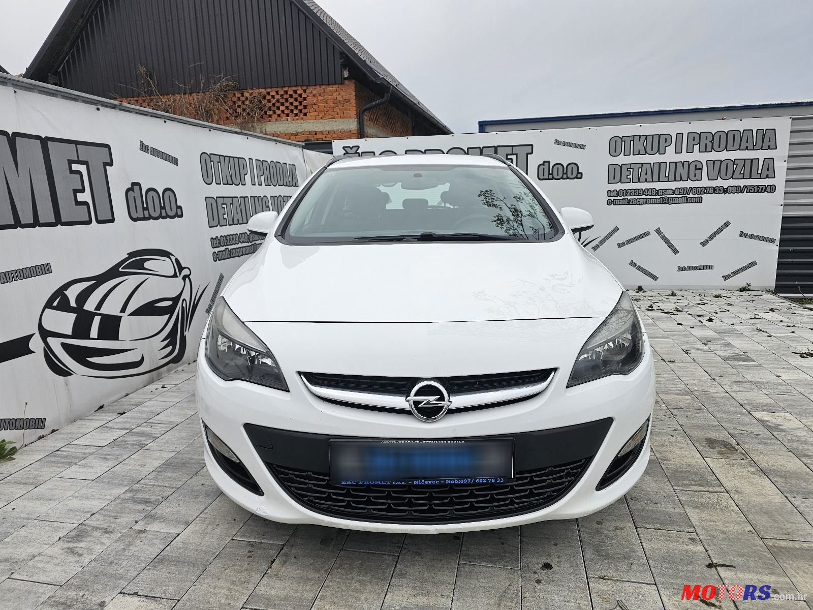 2015' Opel Astra Karavan photo #5