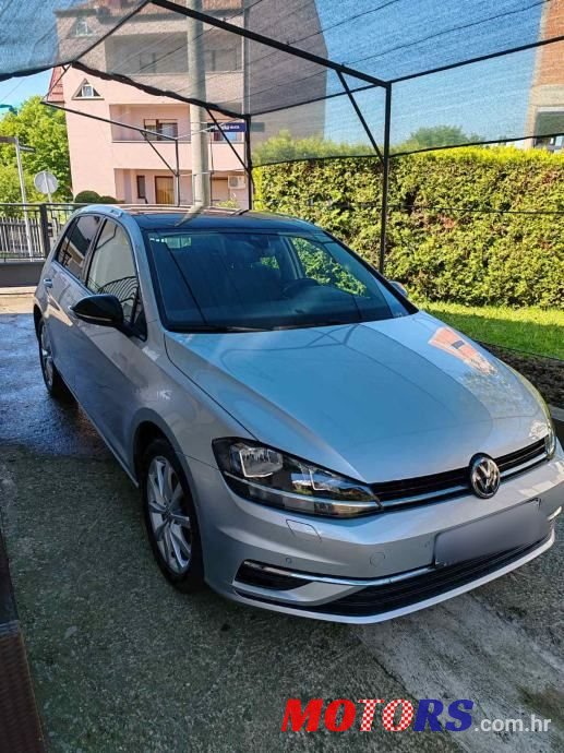 2019' Volkswagen Golf VII 1,6 Tdi photo #1