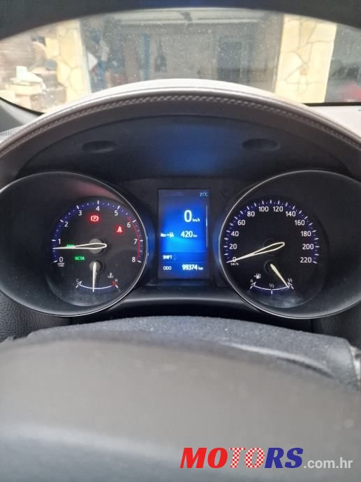 2017' Toyota C-HR 1,2 Turbo photo #5