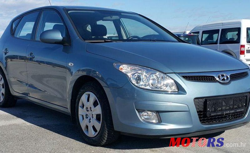 2008' Hyundai I30 1,6 Crdi photo #1