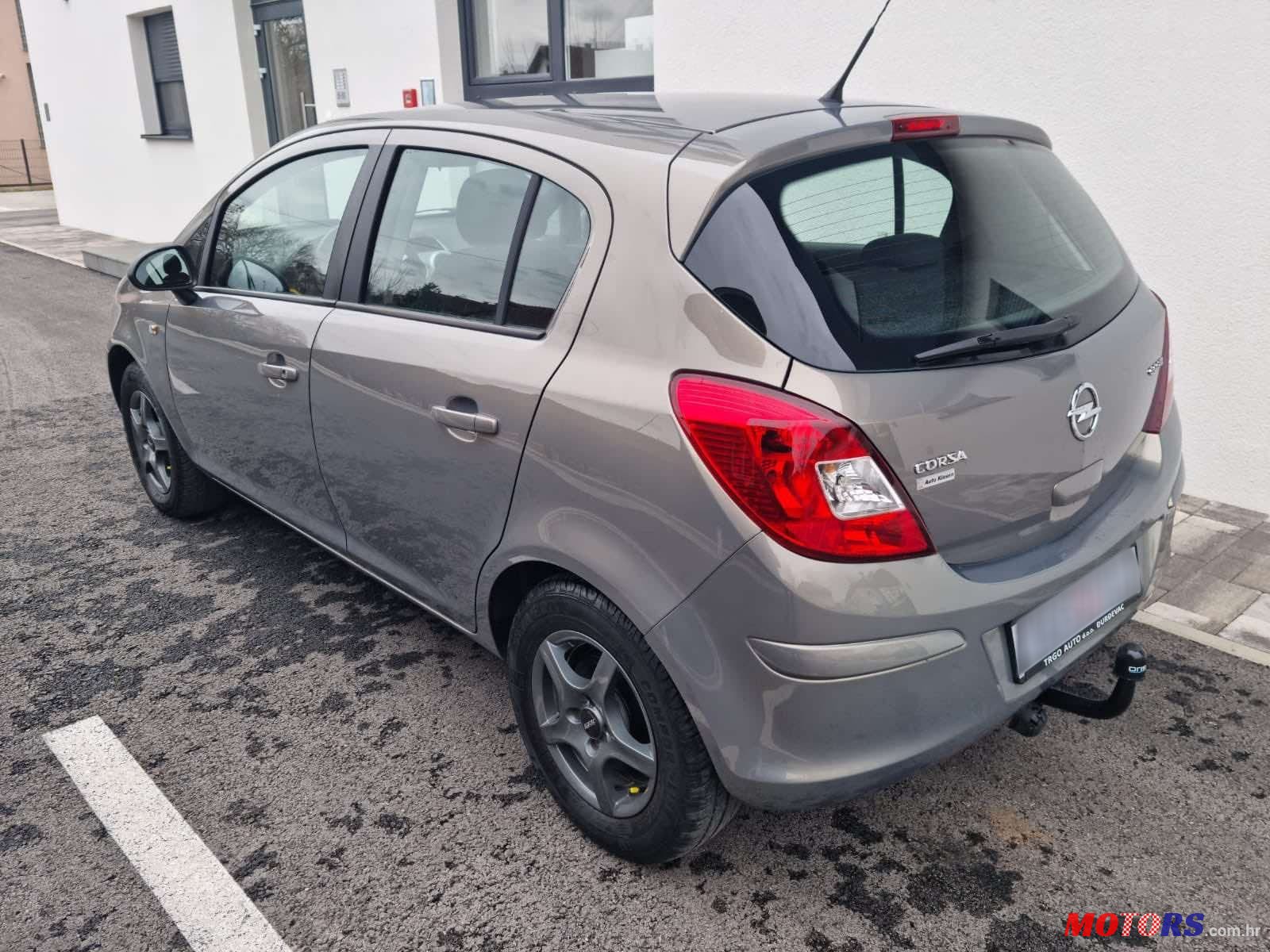 2013' Opel Corsa 1,3 Cdti photo #4