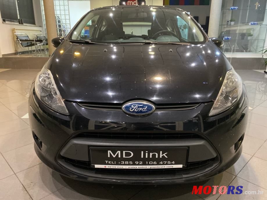 2010' Ford Fiesta 1,6 photo #2