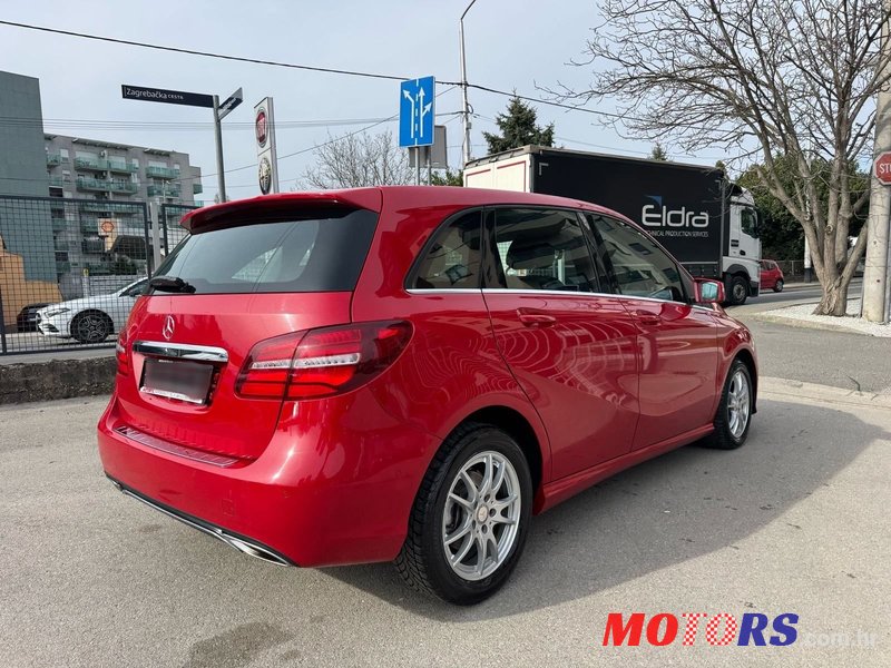 2015' Mercedes-Benz B-Klasa 200 Cdi photo #4