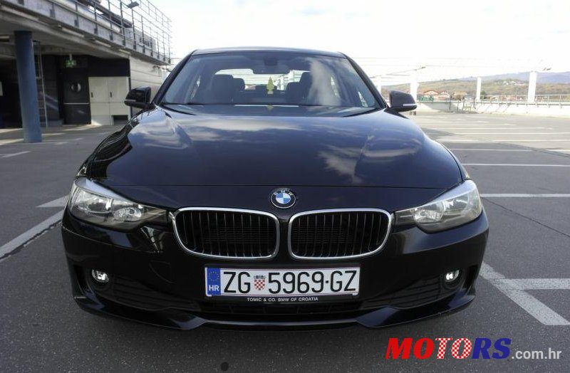 2014' BMW Serija 3 318D photo #2